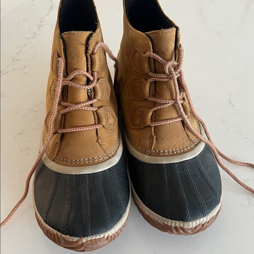 Sorel Out and About Boots